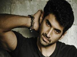 स्कूल के दिनों में ही एक लड़की ने इस एक्टर को किया था रिजेक्ट, बिना परीक्षा के हो गए थे फेल स्कूल के दिनों में ही एक लड़की ने इस एक्टर को किया था रिजेक्ट, बिना परीक्षा के हो गए थे फेल