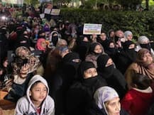 कानपुर में महिलाओं का प्रदर्शन : 66 लोगों को नोटिस, श्योरिटी बॉण्ड भरने का निर्देश