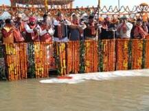 बिजनौर,बलिया से शुरू हुई गंगा यात्रा का समागम कानपुर में होगा, काशी से बुलाये गये पुरोहित करेंगे महाआरती