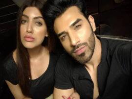 Bigg Boss 13: After seeing this behavior of Paras, Akanksha Puri quit watching the show Bigg Boss 13: पारस का ये बर्ताव देखकर आकांक्षा पुरी ने शो देखना छोड़ा, कही ये बात...