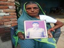पुलवामा हमले में शहीद हुये आगरा के लाल को भूल गई सरकार, अफसरों ने झाड़ा पल्ला