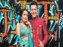 Neha Kakkar और Aditya Narayan की हो गई शादी, सामने आया 'शादी' का वीडियो