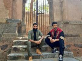 Vicky Kaushal दिल्ली के 600 साल पुराने भूतिया महल में पहुंचे, जहां कोई जाने की हिम्मत नहीं करता- देखें तस्वीरें Bollywood Actor Vicky Kaushal Visit Bhuli Bhatiyari Ka Mahal for His upcoming movie Bhoot Part One The Haunted Ship Vicky Kaushal दिल्ली के 600 साल पुराने भूतिया महल में पहुंचे, जहां कोई जाने की हिम्मत नहीं करता- देखें तस्वीरें