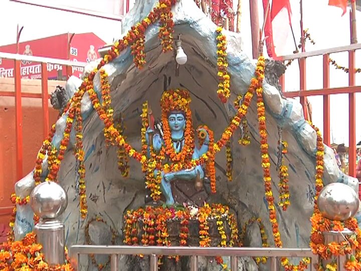 महाशिवरात्रि पर संगम पर पंद्रह लाख श्रद्धालु लगाएंगे आस्था की डुबकी, माघ मेले का होगा समापन