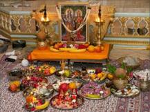 किन चीजों से होता है ईश्वर का निरादर, भूलकर भी न करें ये काम