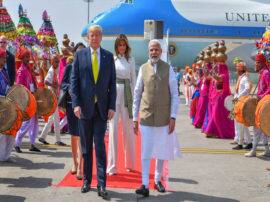 अमेरिकी राष्ट्रपति डोनाल्ड ट्रंप को बेहद पसंद आया ये पकवान, ब्रोकली समोसे से रहे दूर अमेरिकी राष्ट्रपति डोनाल्ड ट्रंप को बेहद पसंद आया ये पकवान, ब्रोकली समोसे से रहे दूर