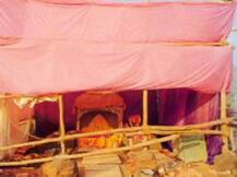 अस्थाई मंदिर में शिफ्ट हुए रामलला, हनुमान जी की खंडित प्रतिमा सरयू नदी में विसर्जित; नई गर्भगृह में स्थापित