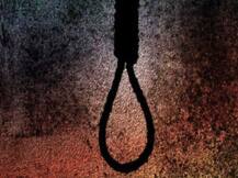 हरदोई: फांसी के फंदे पर लटका मिला महिला टीचर का शव, सुसाइड नोट बरामद