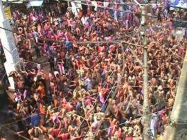 प्रयागराज: दूसरे दिन भी छाई होली की मस्ती, अबीर-गुलाल के रंग में सराबोर लोग Holi celebration continuous in Prayagraj प्रयागराज: दूसरे दिन भी छाई होली की मस्ती, अबीर-गुलाल के रंग में सराबोर लोग