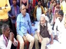 कौशांबी: अपने पैतृक गांव को खोजते सात समंदर पार से भारत आये हैंड्रिक कालका...बदलना चाहते हैं अपने गांव की सूरत