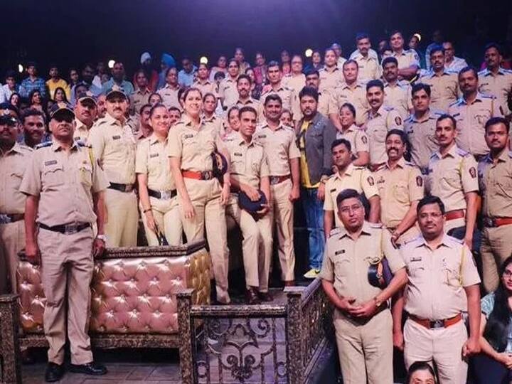 The Kapil Sharma show' के सेट पर पहुंची मुंबई पुलिस, जानें- क्या है पूरा मामला