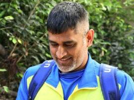 take a look on Chennai Super Kings captain MS Dhoni new look VIDEO: IPL स्थगित होने के बाद फैंस से मिलते नजर आए धोनी, देखिये नया लुक