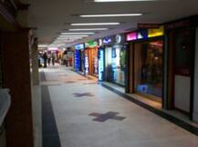 Coronavirus दिल्ली-एनसीआर में कोरोना का कहर...मॉल में पसरा सन्नाटा...नोएडा में धारा 144 लागू