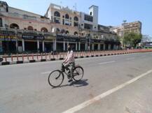 यूपी के शहरों में तालाबंदी....कहीं सड़कों पर सन्नाटा...तो कहीं पुलिस के सामने भीड़ की चुनौती