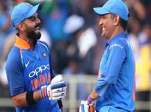 688 करोड़ के मालिक Virat Kohli Coronavirus के खिलाफ लगा रहे हैं सिर्फ़ जुबानी सेंचुरी, अब तक ढीली नहीं की जेब