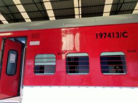 coronavirus pandemic Indian railway turned their coaches into isolation ward for covid 19 fight Coronavirus: आइसोलेशन वार्ड में तब्दील होंगे ट्रेनों के 20 हज़ार कोच, रेलवे ने शुरू की तैयारी