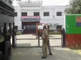 Coronavirus updates 89 prisoners released from dasna jail Coronavirus संक्रमण न बढ़े....सरकार ने लिया बड़ा फैसला... डासना जेल से छोड़े गये 89 कैदी,