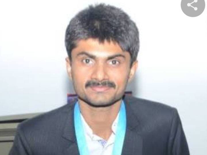 योगी बोले ‘बकवास बंद करो’, DM ने मांगी छुट्टी, सरकार ने किया ट्रांसफर