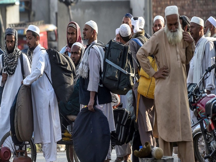 Aligarh: जमातियों के खिलाफ दिया विवादित बयान, हिंदू महासभा की पूजा शकुन गिरफ्तार