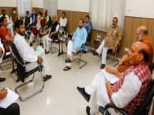 Lockdown in India लॉक डाउन पर सरकार ने बनाया ये मास्टर प्लान...इन चार विकल्पों पर आगे बढ़ सकता है केंद्र