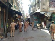 लखनऊ में एक और हॉटस्पॉट सील, सेनेटाइजेशन शुरू;पुलिस ने निकाला ये नायाब तरीका, ताकि संदिग्ध कराएं कोरोना की जांच