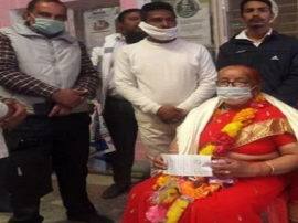 Coronavirus: उत्तराखंड की महिला ने पीएम केयर्स फंड में दान की अपनी सारी जमापूंजी, सीएम रावत ने कही बड़ी बात Coronavirus: उत्तराखंड की महिला ने पीएम केयर्स फंड में दान की अपनी सारी जमापूंजी, सीएम रावत ने कही बड़ी बात