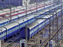 Lockdown: 14 अप्रैल के बाद का करा रखा है ट्रेन का टिकट, उनके लिए क्या है रेलवे का प्लान?