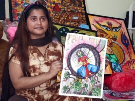 Priyanka Varanasi Girl refined her painting talent in Lockdown ABP Ganga लॉकडाउन में काशी की बेटी ने निखारी अपनी प्रतिभा, कुछ ऐसे कर रही है लोगों को जागरूक