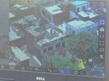 पुलिस के ड्रोन कैमरे में कैद हुआ हैरान करने वाला नजारा, घरों की छत पर जमा मिले ईंट-पत्थर