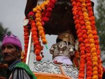 सादगी के साथ बाबा केदार की डोली शीतकालीन गद्दीस्थल से केदारनाथ के लिये रवाना, 29 को खुलेंगे बाबा केदार के कपाट