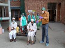 नोएडा में 8 और मरीजों ने कोरोना को हराया, ठीक होकर डिस्चार्ज हुए लोगों में 2 जमाती भी शामिल