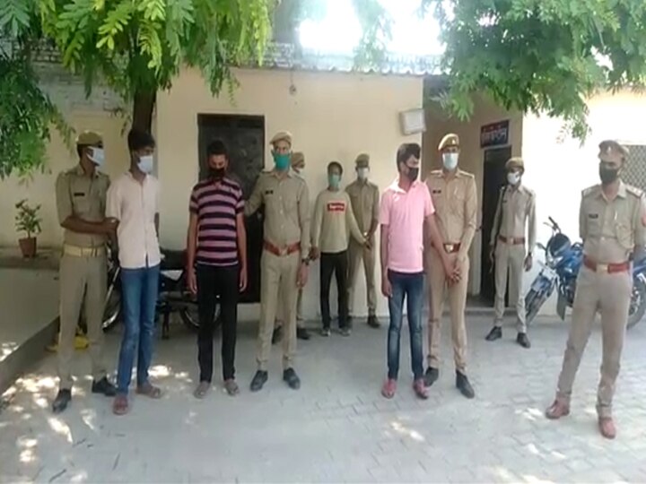 Amethi police arrested four rewarded criminals  अमेठी पुलिस को मिली बड़ी कामयाबी, चार ईनामी बदमाशों को किया गिरफ्तार