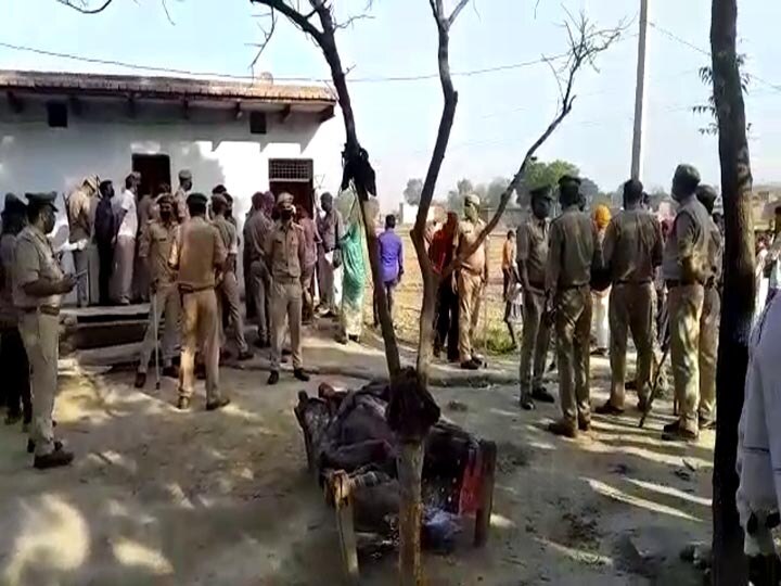 Sensational Triple murder in Prayagraj Uttar pradesh प्रयागराज: एक ही परिवार के तीन लोगों के क़त्ल से सनसनी, न वजह साफ़ और न ही कातिलों का सुराग