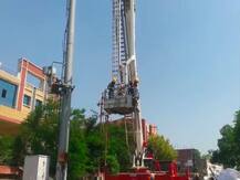 वाराणसी में शराब का इफेक्ट, नशे में मोबाइल टावर पर चढ़ा युवक, परेशान हुई पुलिस