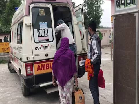 Coronavirus: मां और बेटे ने कोरोना से जीती जंग, एक बार फिर महामारी से मुक्त हुआ यूपी का ये जिला