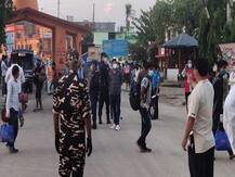 लॉक-डाउन में फंसे भारत-नेपाल के नागरिकों को भेजने का सिलसिला जारीः एडीजी जोन