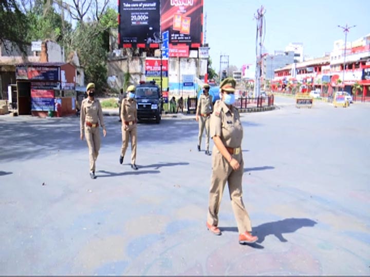 Prayagraj : ईद की खुशियों पर कोरोना का साया, बाज़ारों में सन्नाटा, सादगी से मनाया गया त्यौहार