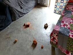 मेरठ में नमाज पढ़ने को लेकर दो पक्षों में पथराव, पुलिस ने पांच लोग किए गिरफ्तार