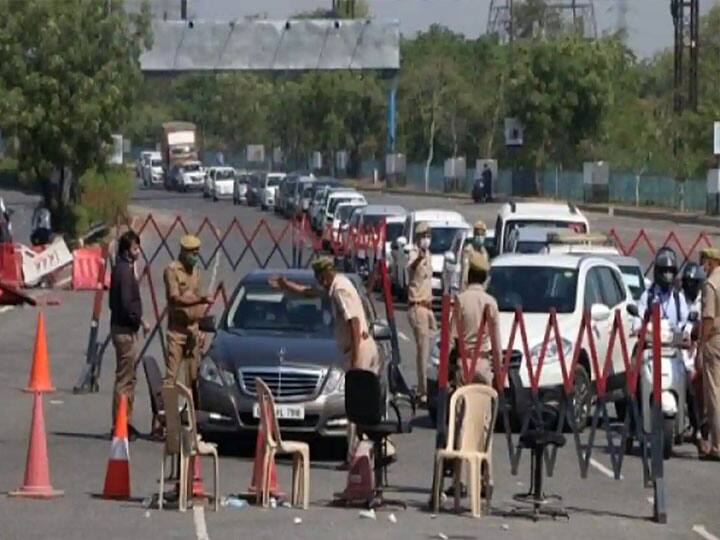 सीमा सील होने की वजह से नोएडा-दिल्ली बॉर्डर पर लगा लंबा जाम, बिना पास के नहीं हो रही एंट्री Heavy traffic jam at delhi noida border सीमा सील होने की वजह से नोएडा-दिल्ली बॉर्डर पर लगा लंबा जाम, बिना पास के नहीं हो रही एंट्री
