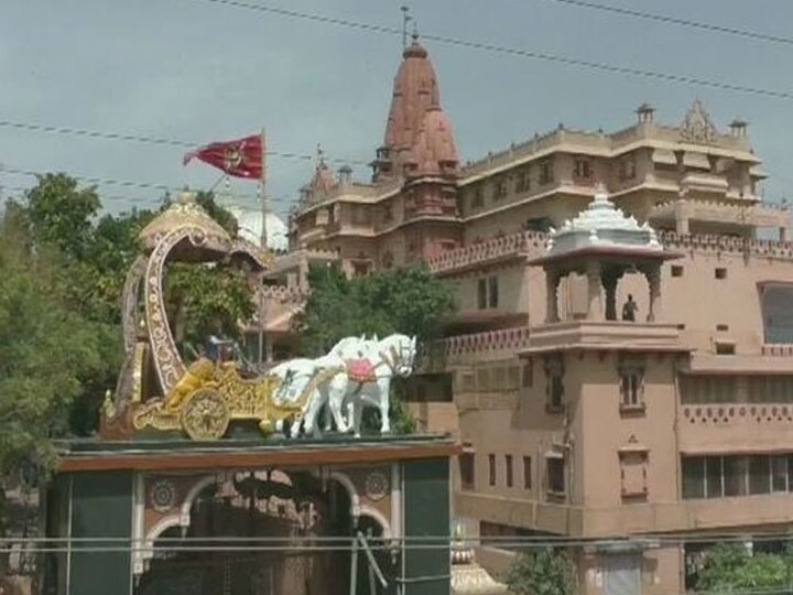 8 जून से खुलेंगे मथुरा-वृन्दावन के मंदिर, सोशल डिस्टेंसिंग और मास्क लगाना होगा अनिवार्य