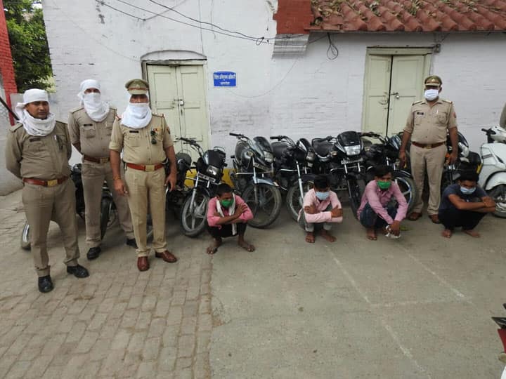 अमरोहा: नशे की आदत ने बनाया नाबालिगों को वाहन चोर, चार गिरफ्तार, 10 बाइक बरामद