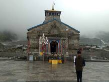 बर्फबारी, आपदा और भूकंप को ध्यान में रखकर किया जा रहा केदारनाथ धाम का पुनर्निर्माण, तीर्थ पुरोहितों के भवन तैयार