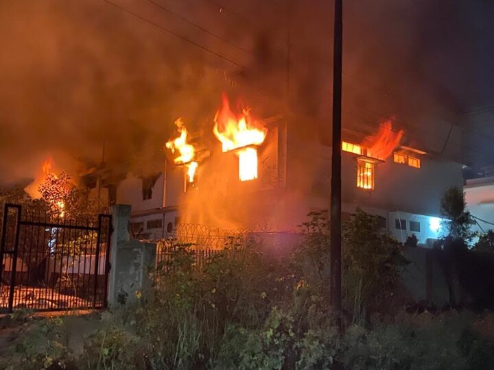 ऊधम सिंह नगर: SIIDCUL की फैक्ट्री में लगी आग पर 10 घंटे बाद पाया काबू, लाखों का नुकसान