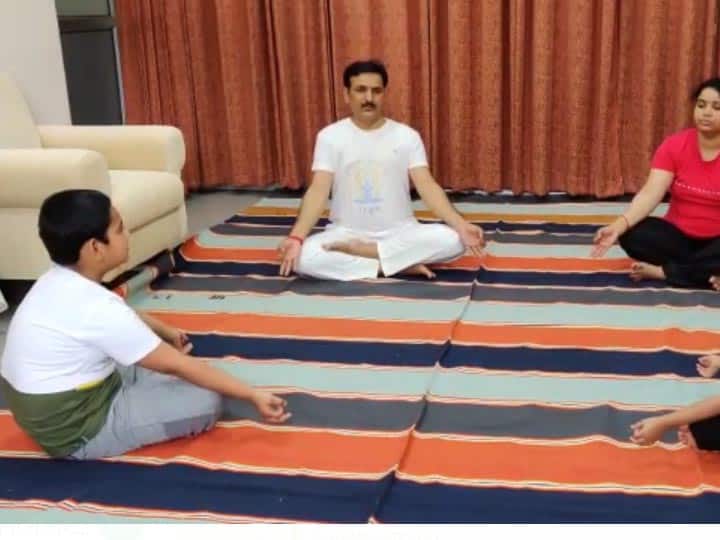 international Yoga Day अन्तर्राष्ट्रीय योग दिवस पर सीएम योगी बोले- 'योग, भारतीय ऋषियों द्वारा दिया गया प्रसाद