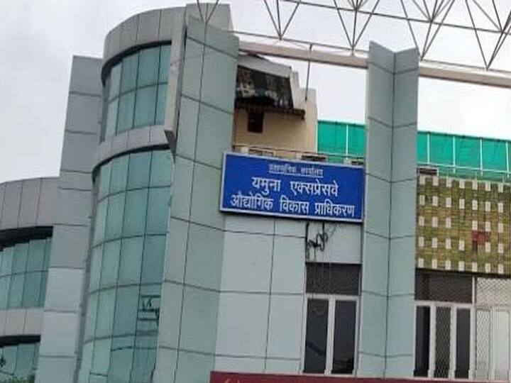 यूपी: यमुना विकास प्राधिकरण 1200 हेक्टेयर में बनाएगा लॉजिस्टिक हब, 21 गांव की जमीनों का होगा अधिग्रहण Yamuna Development Authority plans to build logistic hub on more than 1200 hectares of land यूपी: यमुना विकास प्राधिकरण 1200 हेक्टेयर में बनाएगा लॉजिस्टिक हब, 21 गांव की जमीनों का होगा अधिग्रहण