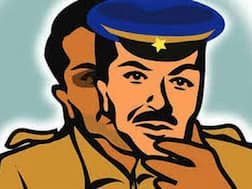 यूपी: रामपुर में पुलिस ने फर्जी दारोगा को किया गिरफ्तार, व्यापारियों को बनाता था शिकार