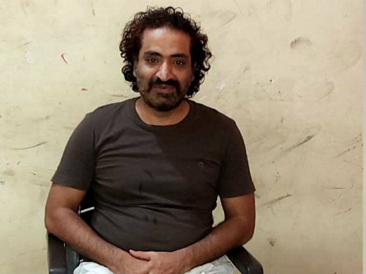 ateeq ahmad brother and former MLA Khalid Ajim arrested in Prayagraj अतीक अहमद का भाई और पूर्व विधायक खालिद अजीम गिरफ्तार, 1 लाख का था इनाम